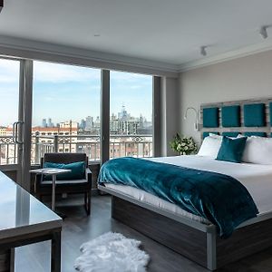 Signature King Room